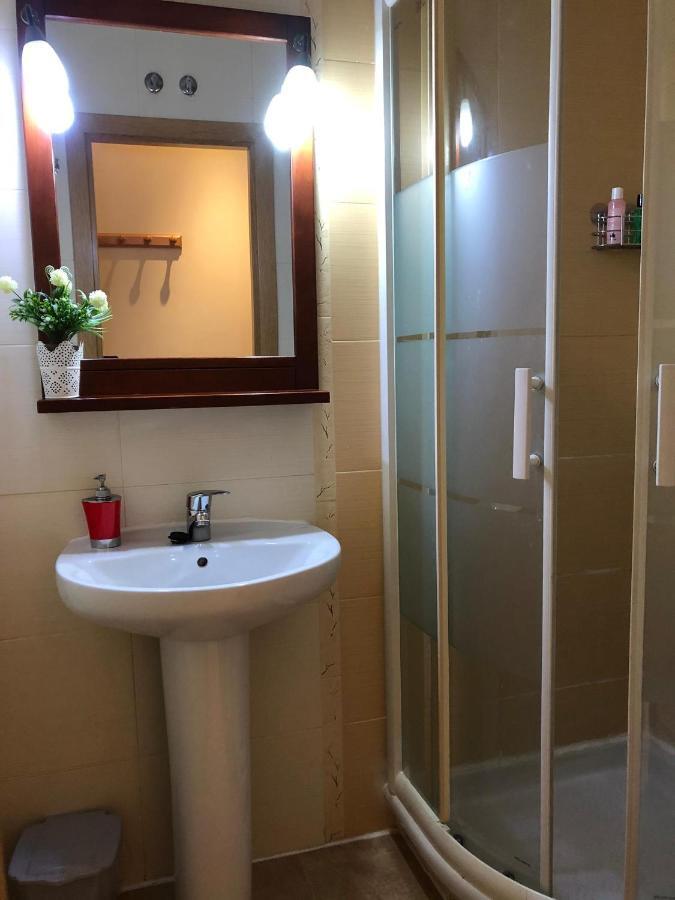 Hostal Tirso Plaza Мадрид Екстер'єр фото