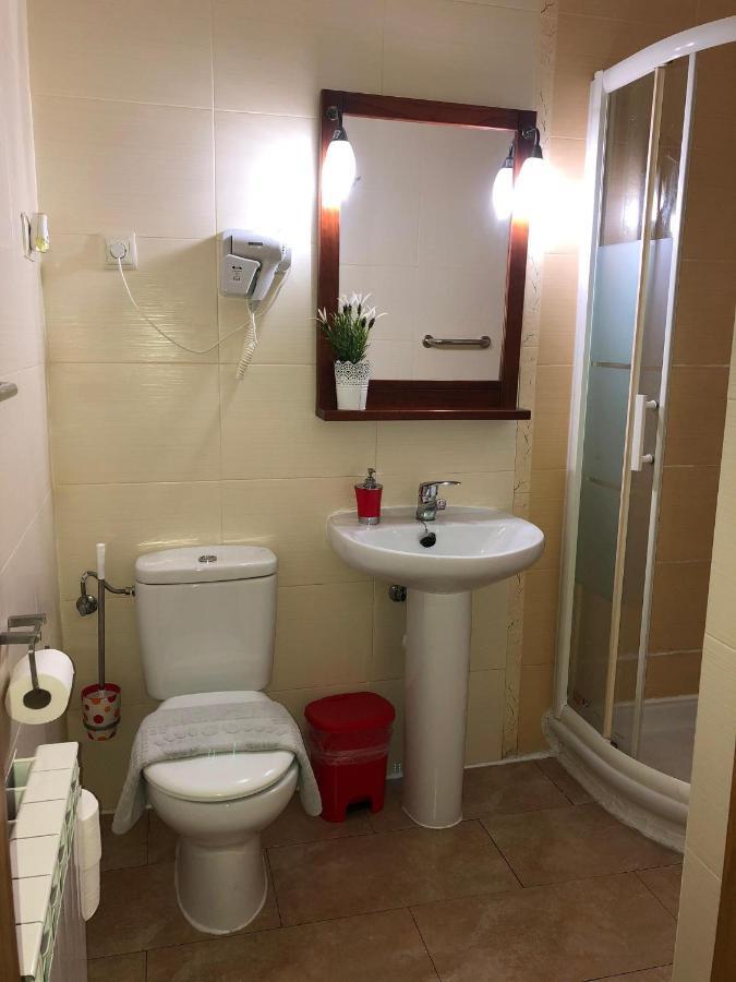 Hostal Tirso Plaza Мадрид Екстер'єр фото